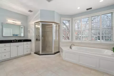 8 Stonegate Ln, Dover, MA 02030 photo 25