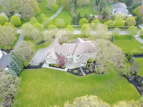 8 Stonegate Ln, Dover, MA 02030 photo 4