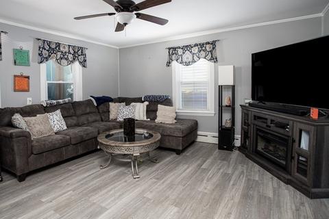 132 Ratcliffe St, Fall River, MA 02723 photo 10
