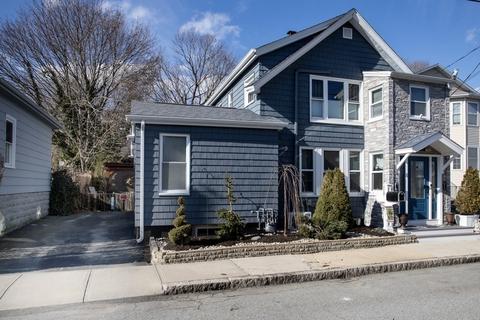 132 Ratcliffe St, Fall River, MA 02723 photo 2