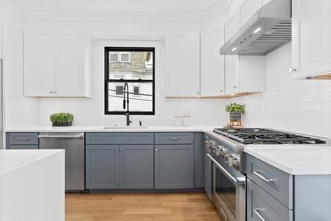 43 Ackers Ave, Brookline, MA 02446 photo 6
