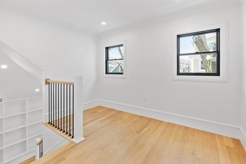 43 Ackers Ave, Brookline, MA 02446 photo 27