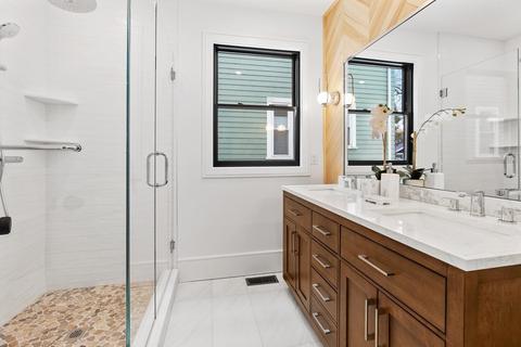 43 Ackers Ave, Brookline, MA 02446 photo 10