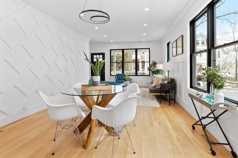 43 Ackers Ave, Brookline, MA 02446 photo 3