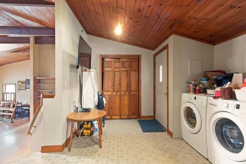 10 Bertram St, Beverly, MA 01915 photo 16