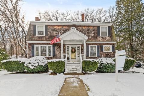 10 Bertram St, Beverly, MA 01915 photo 1