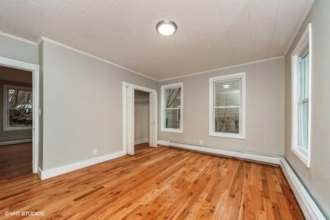 25 Mechanic St, Webster, MA 01570 photo 16