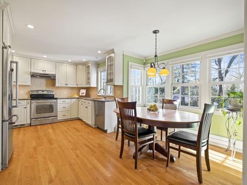36 Summit Rd, Wellesley, MA 02482 photo 5