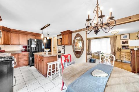 63 Entrybrook Dr, Springfield, MA 01108 photo 9