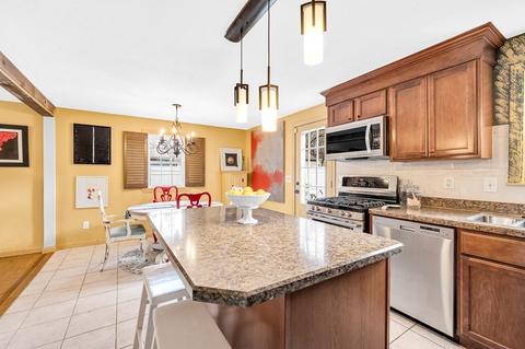 63 Entrybrook Dr, Springfield, MA 01108 photo 11