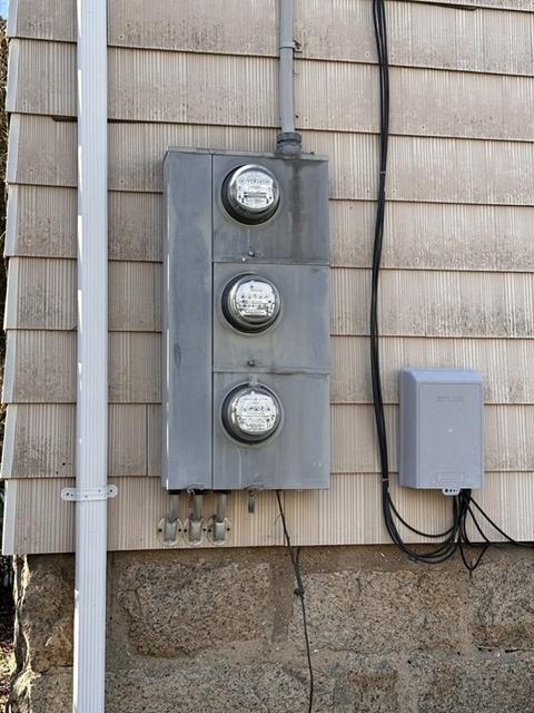 246 Davis St, Fall River, MA 02720 photo 27