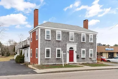 46 Summer St #B, Kingston, MA 02364
