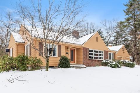 48 Dascomb Rd, Andover, MA 01810 photo 1