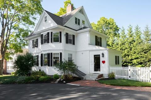 10 Elm St, Hingham, MA 02043 photo 17