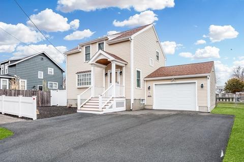 56 Ash St, Danvers, MA 01923 photo 28