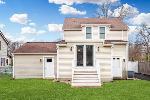 56 Ash St, Danvers, MA 01923 photo 32