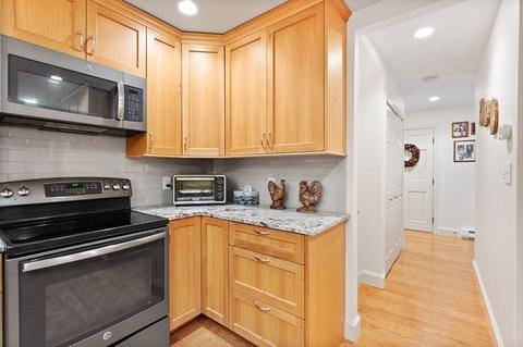 56 Ash St, Danvers, MA 01923 photo 9