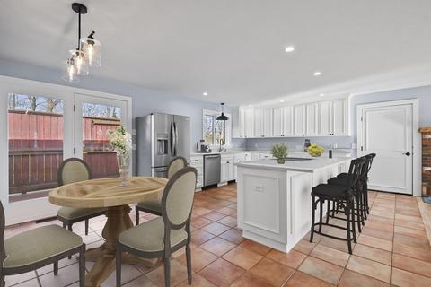 116 Thompson Rd, Webster, MA 01570 photo 8