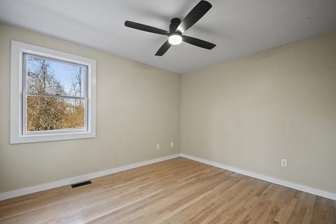 116 Thompson Rd, Webster, MA 01570 photo 15