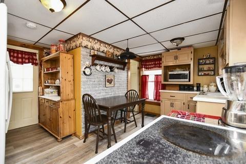 233 Freedom St, Athol, MA 01331 photo 4
