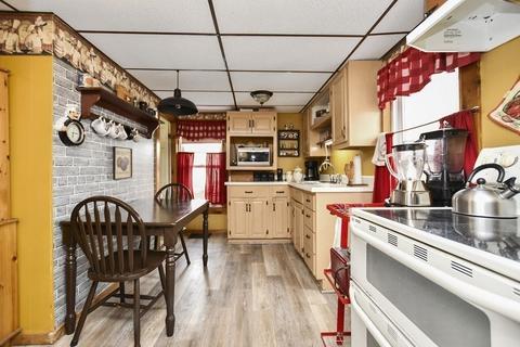 233 Freedom St, Athol, MA 01331 photo 6