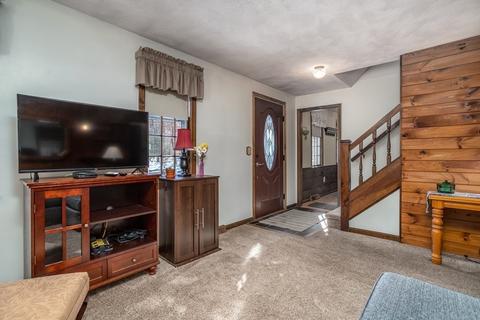 46 Spaulding St, Townsend, MA 01469 photo 7