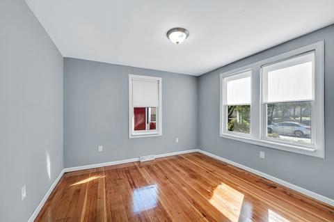 37 Pembroke St, Springfield, MA 01104 photo 17