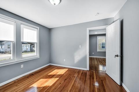 37 Pembroke St, Springfield, MA 01104 photo 20