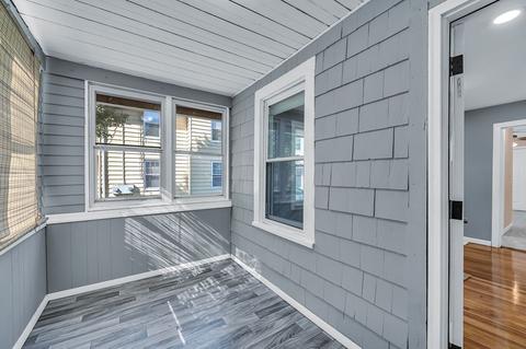 37 Pembroke St, Springfield, MA 01104 photo 22