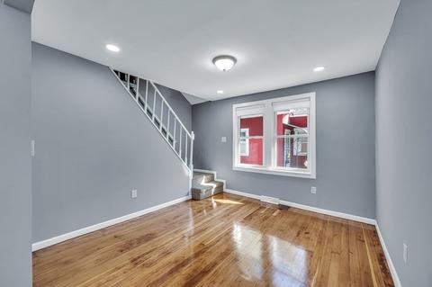 37 Pembroke St, Springfield, MA 01104 photo 4