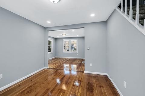 37 Pembroke St, Springfield, MA 01104 photo 7