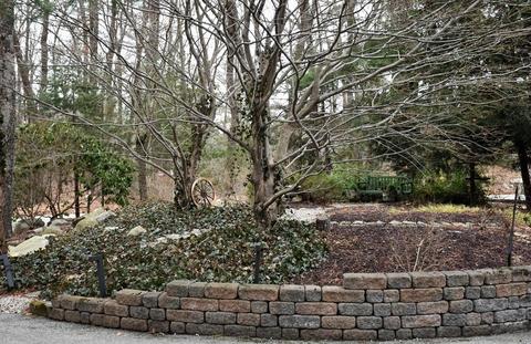 9 Cottage Rd, Dudley, MA 01571 photo 8