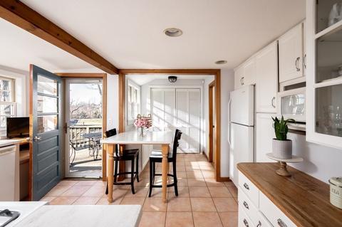 4 Chestnut Pl, Hingham, MA 02043 photo 9