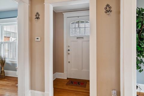 128 Shawmut St, Springfield, MA 01108 photo 6