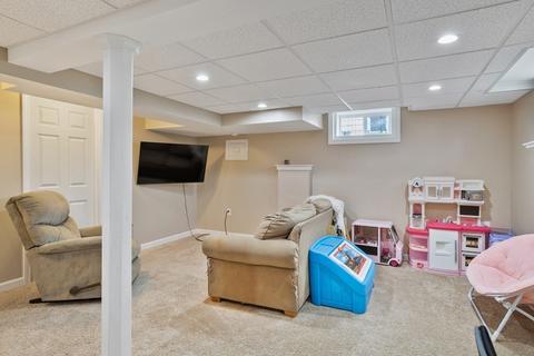 128 Shawmut St, Springfield, MA 01108 photo 21