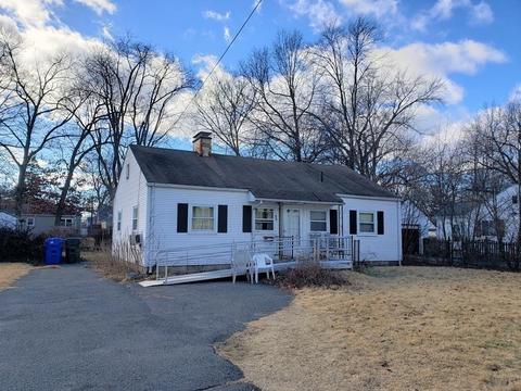 96 Lehigh St, Springfield, MA 01104 photo 2