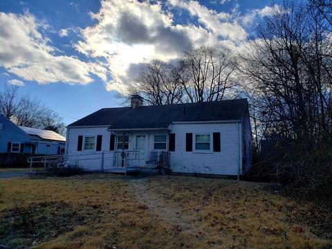 96 Lehigh St, Springfield, MA 01104 photo 3