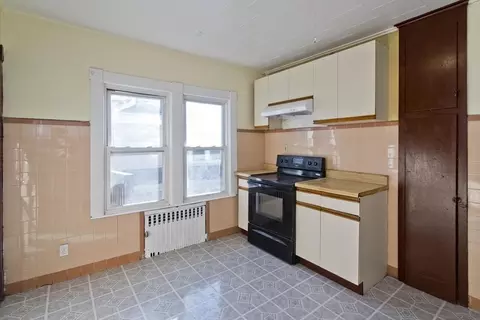 33-35 Rittenhouse Ter, Springfield, MA 01108 photo 12