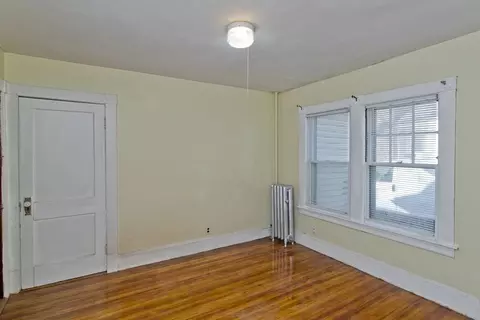 33-35 Rittenhouse Ter, Springfield, MA 01108 photo 19