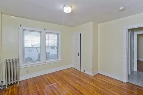 33-35 Rittenhouse Ter, Springfield, MA 01108 photo 22