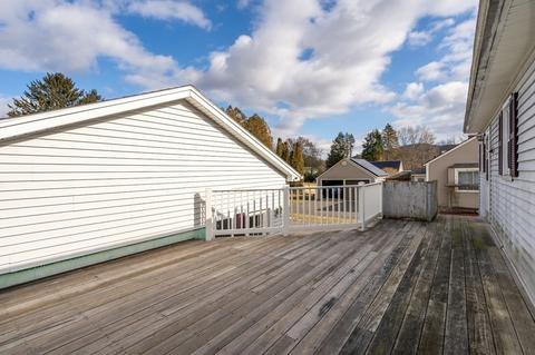 65 Briggs St, Easthampton, MA 01027 photo 24