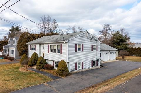 65 Briggs St, Easthampton, MA 01027 photo 2