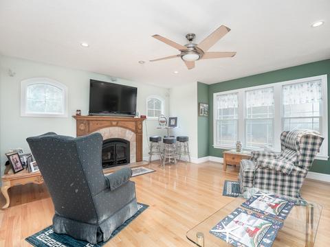 60 Brittany Dr, Barnstable, MA 02635 photo 4