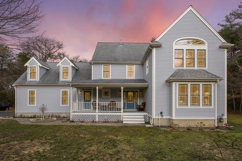 60 Brittany Dr, Barnstable, MA 02635 photo 2
