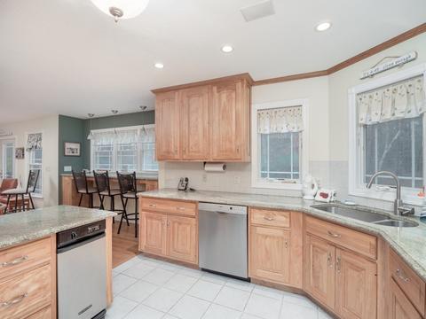 60 Brittany Dr, Barnstable, MA 02635 photo 7