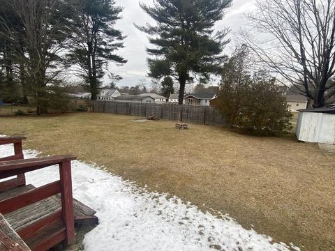 33 Pomeroy St, Easthampton, MA 01027 photo 24
