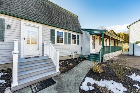 51 Glen Ave, Upton, MA 01568 photo 2