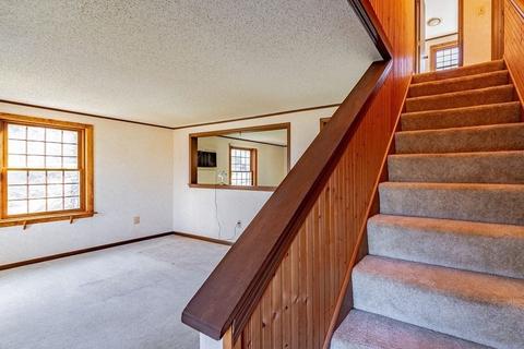 51 Glen Ave, Upton, MA 01568 photo 13