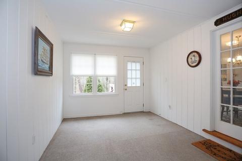 41 Perry Dr, Needham, MA 02492 photo 16