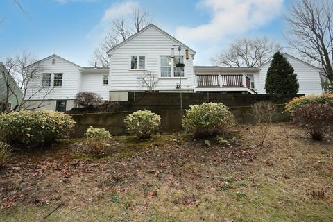 41 Perry Dr, Needham, MA 02492 photo 17